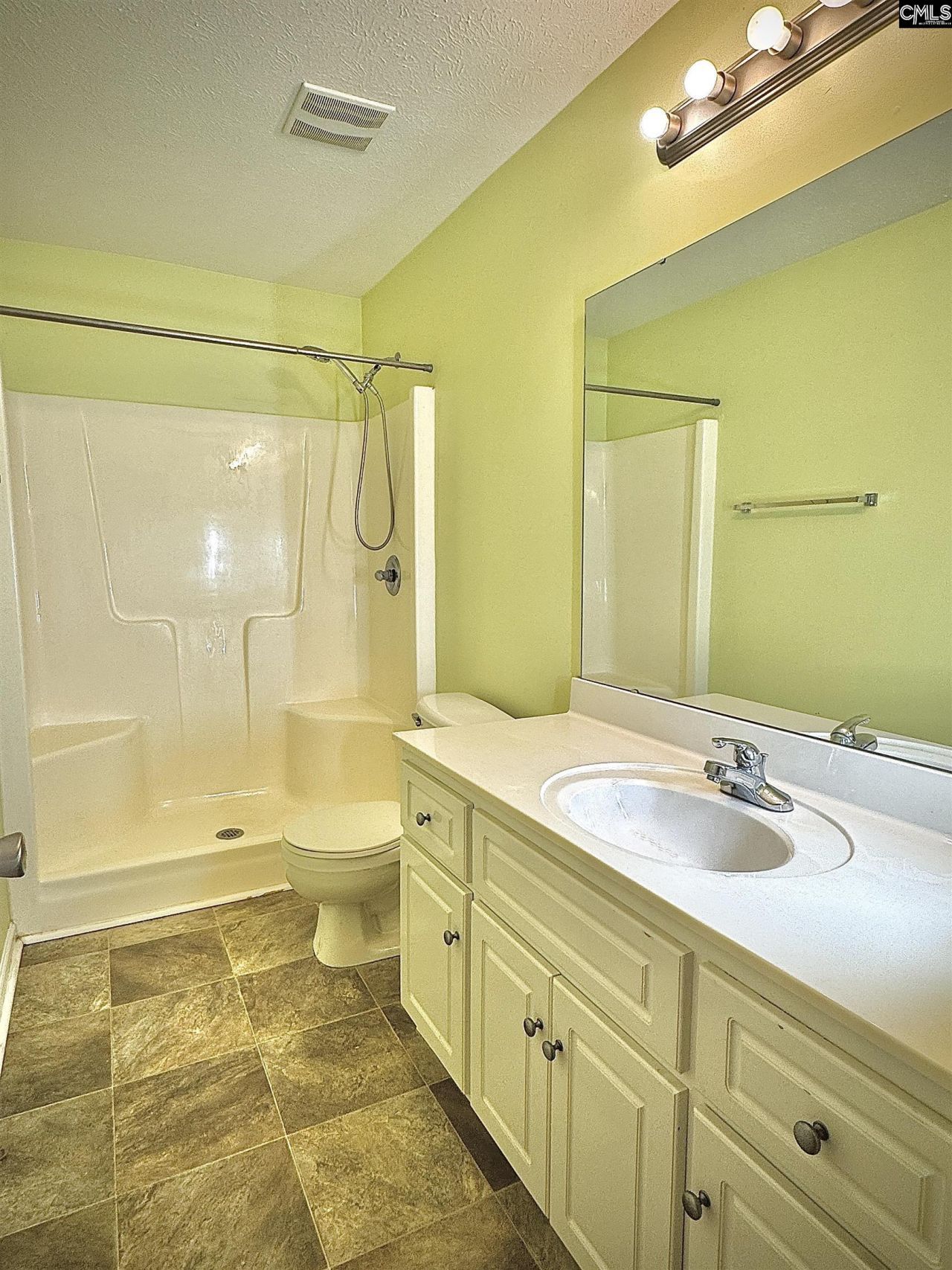 188 Crestland Drive Photo 12