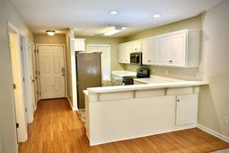 188 Crestland Drive photo 4