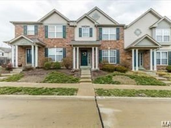 298 Vivaron Avenue , St Charles, MO 63303