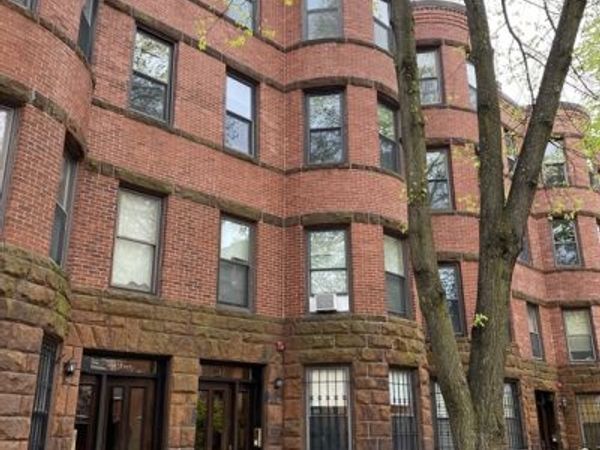 17 Follen St, Unit 2F, Boston, MA 02116