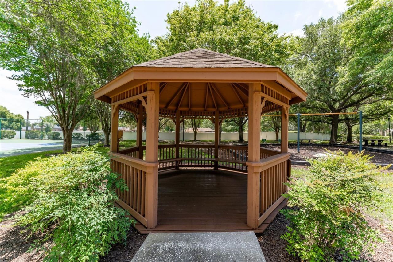 15303 Hidden Arbor Court, Odessa, FL 33556 Photo