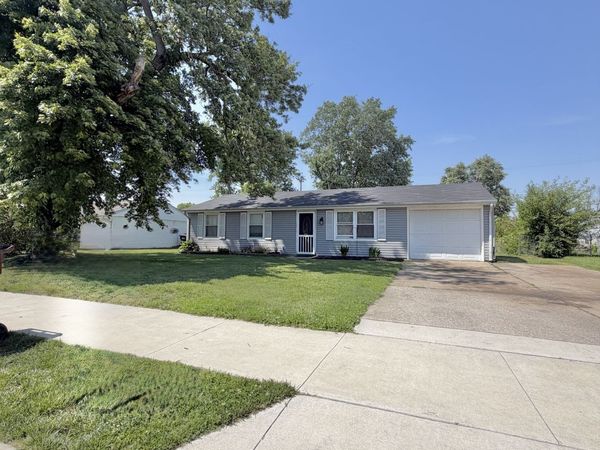 608 High School Drive, Edinburgh, IN 46124