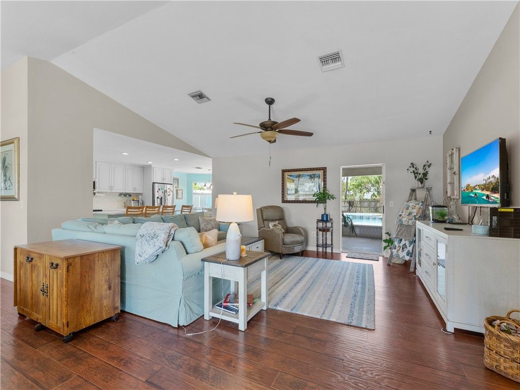 698 Fischer Drive, Sebastian, FL 32958 Photo