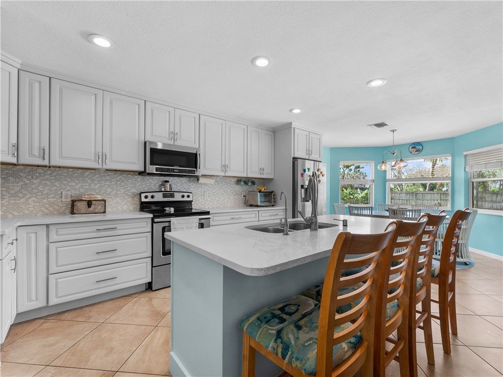 698 Fischer Drive, Sebastian, FL 32958 Photo