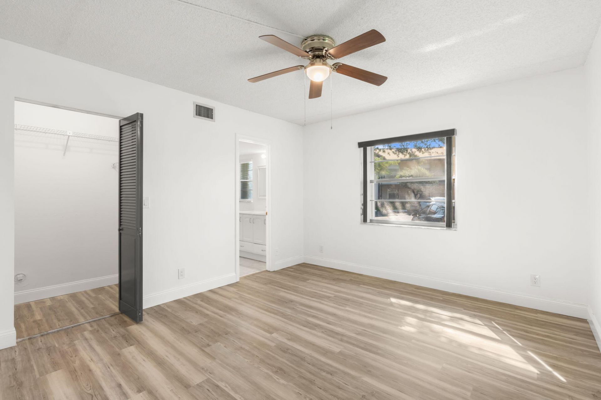 2455 NW 89th Drive, Unit 201, Coral Springs, FL 33065 Photo