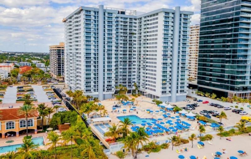 2030 S Ocean Dr , Unit 309, Hallandale Beach, FL 33009 Photo