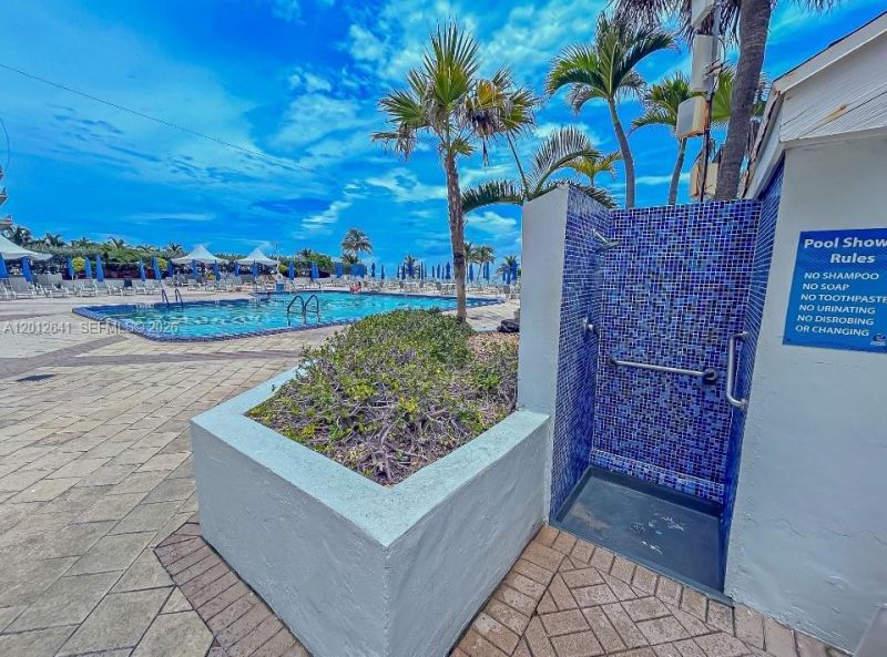 2030 S Ocean Dr , Unit 309, Hallandale Beach, FL 33009 Photo