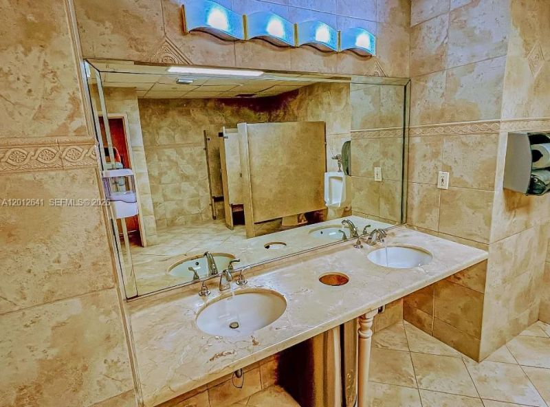2030 S Ocean Dr , Unit 309, Hallandale Beach, FL 33009 Photo