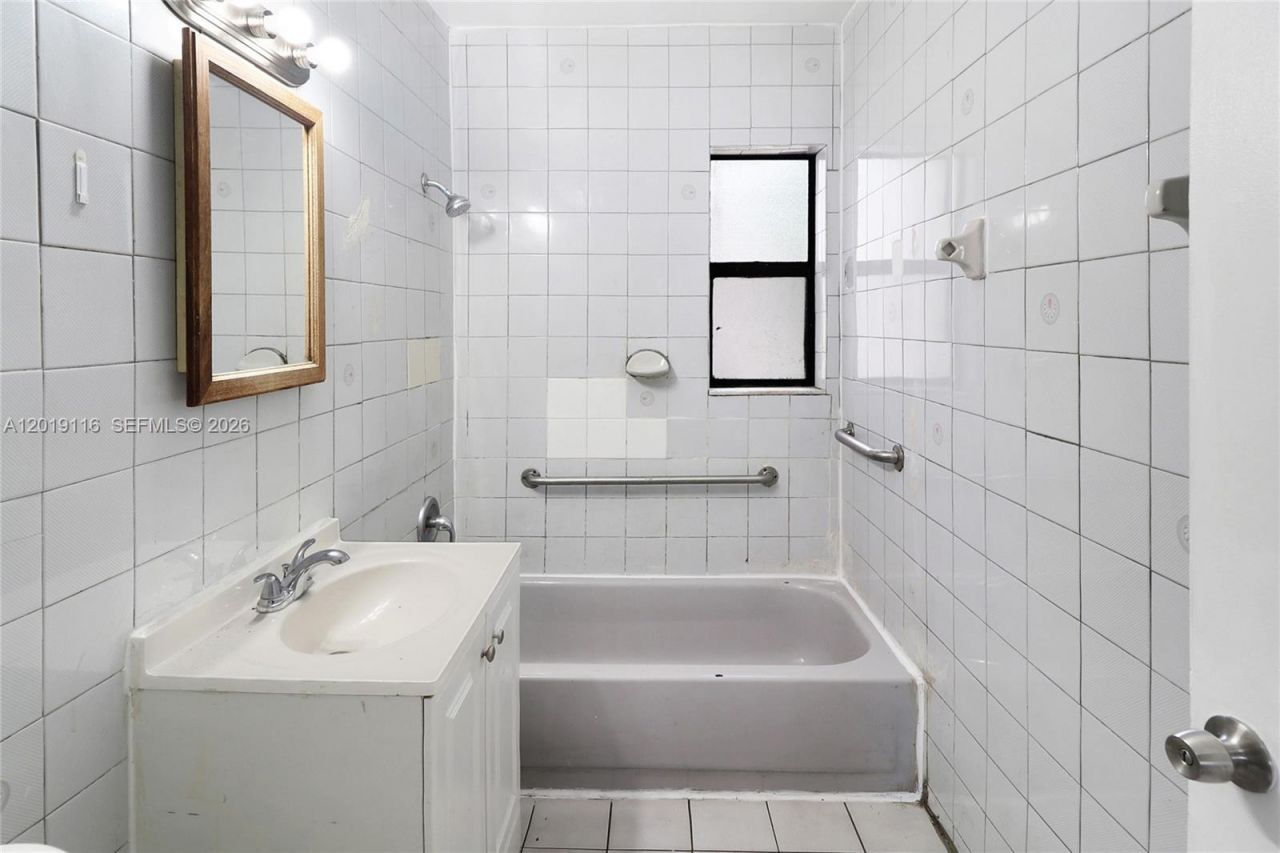 1856 NW 6th Ave , Pompano Beach, FL 33060 Photo