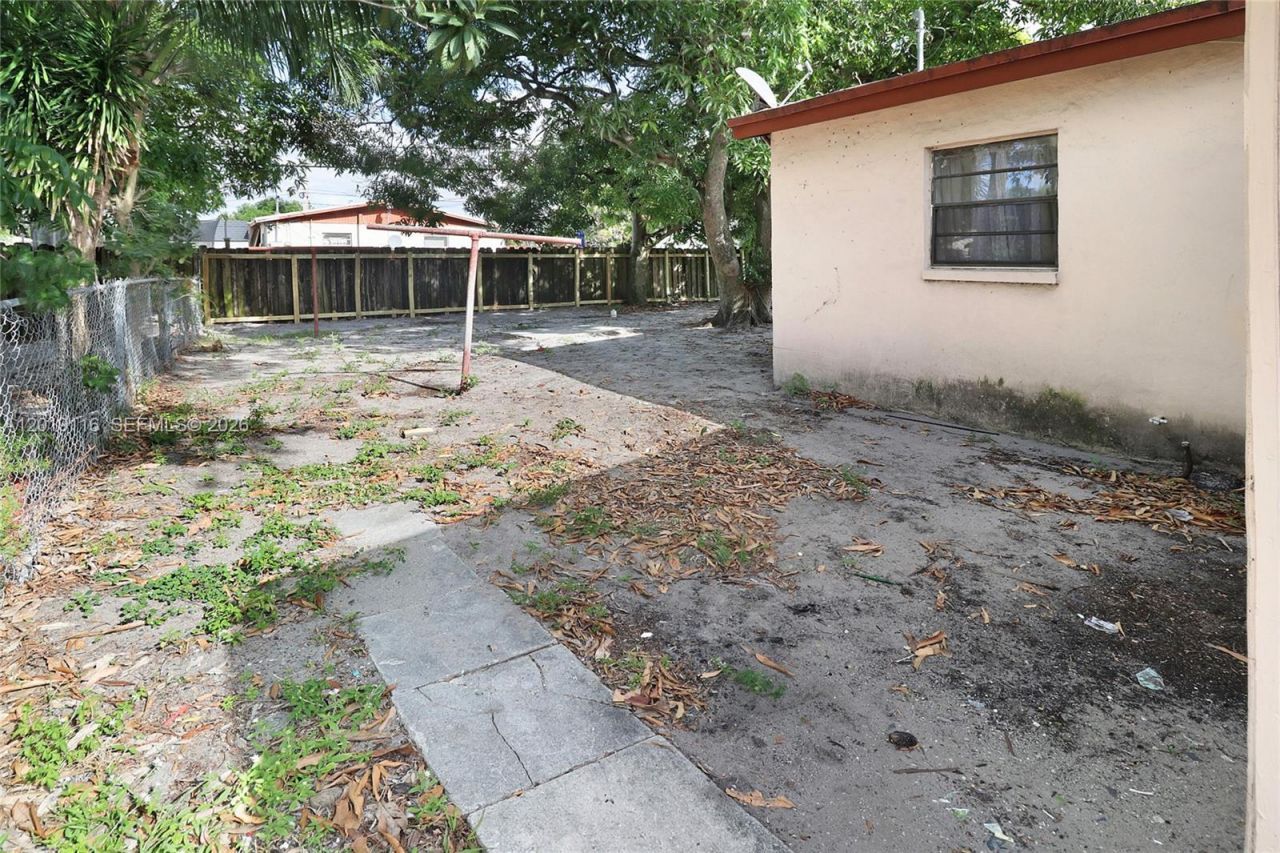1856 NW 6th Ave , Pompano Beach, FL 33060 Photo