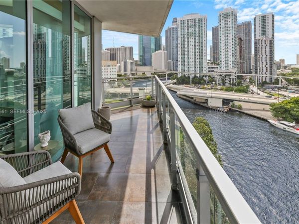 92 SW 3rd St , Unit 1201, Miami, FL 33130
