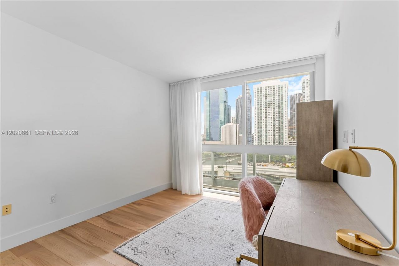 92 SW 3rd St , Unit 1201, Miami, FL 33130 Photo