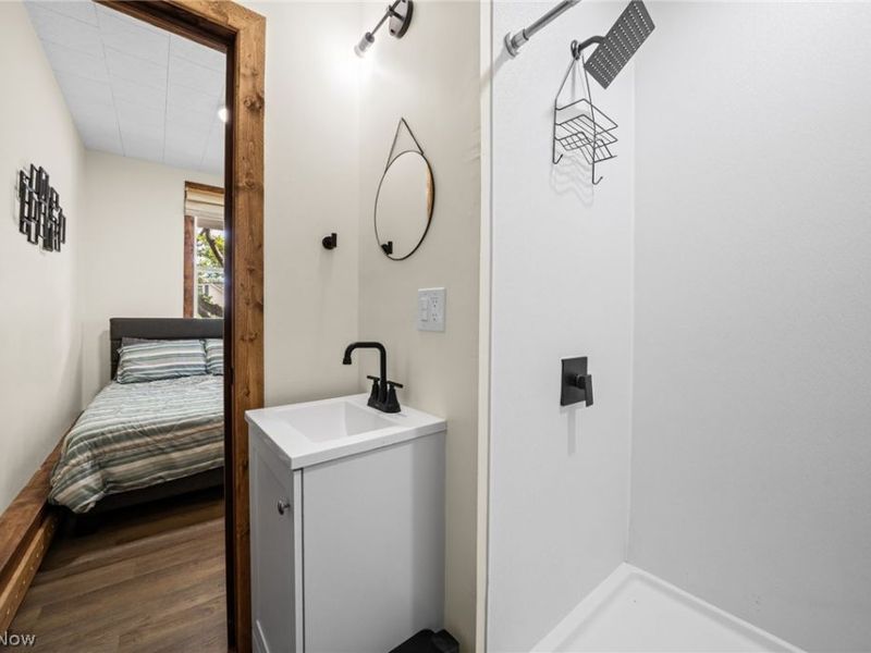 1430 E 53rd Street , Cleveland, OH 44103 Photo 6