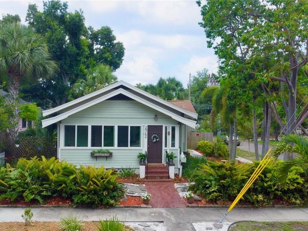 2962 BURLINGTON AVENUE N, ST PETERSBURG, FL 33713