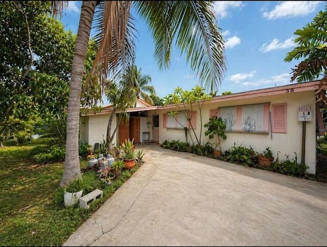 38 SE 8th Avenue, Deerfield Beach, FL 33441 Main Photo