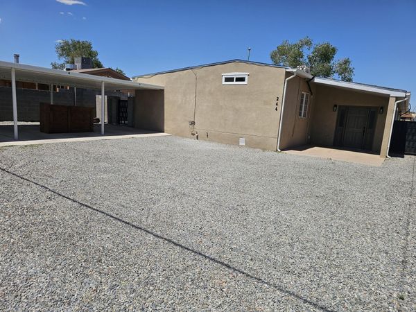 244 E Avenida Bernalillo , Bernalillo, NM 87004