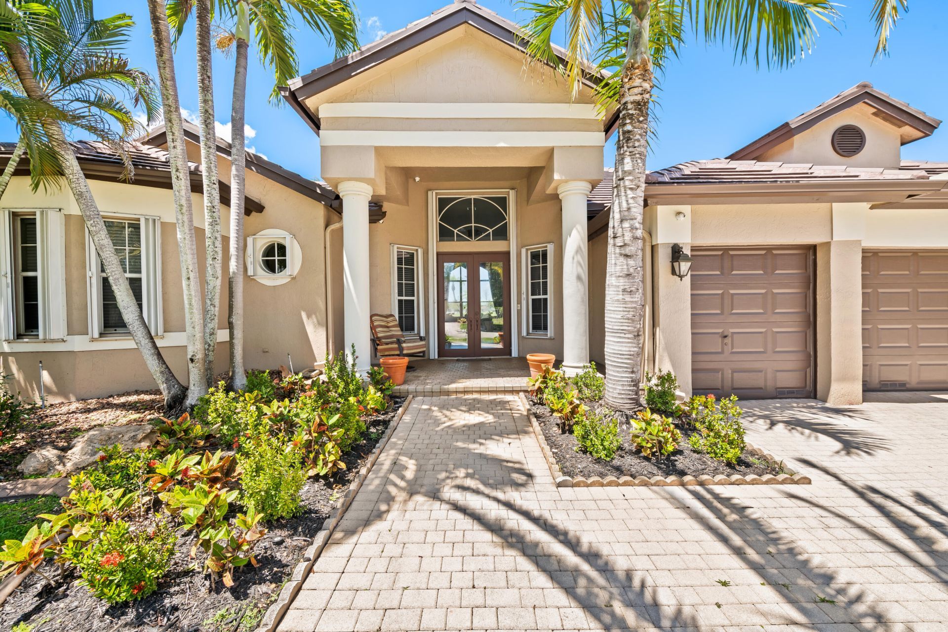 8027 N Savannah Circle, Davie, FL 33328 Photo