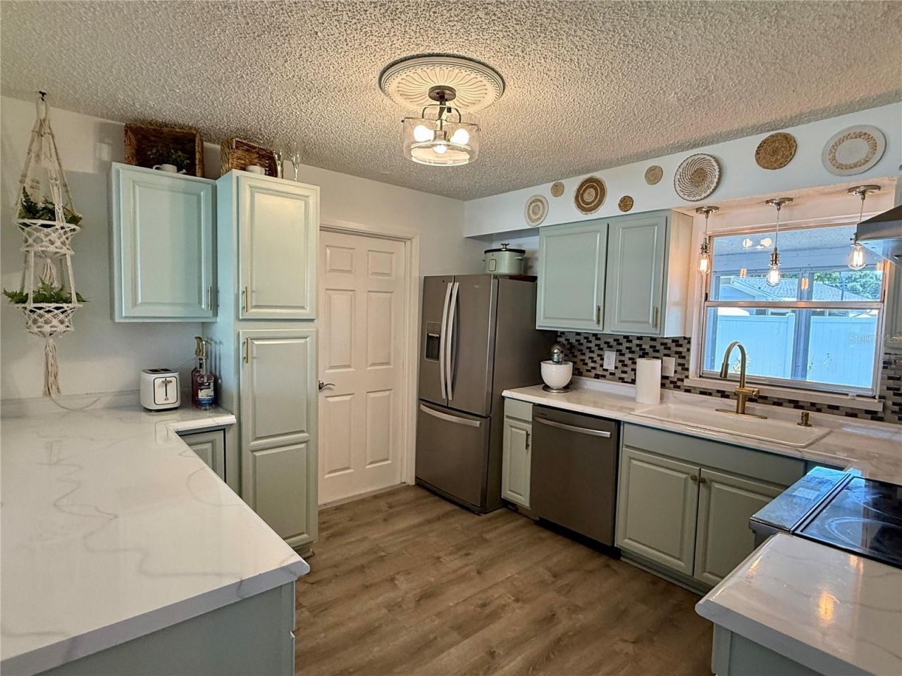 3607 Cambridge Dr W, Bradenton, FL 34205 Photo