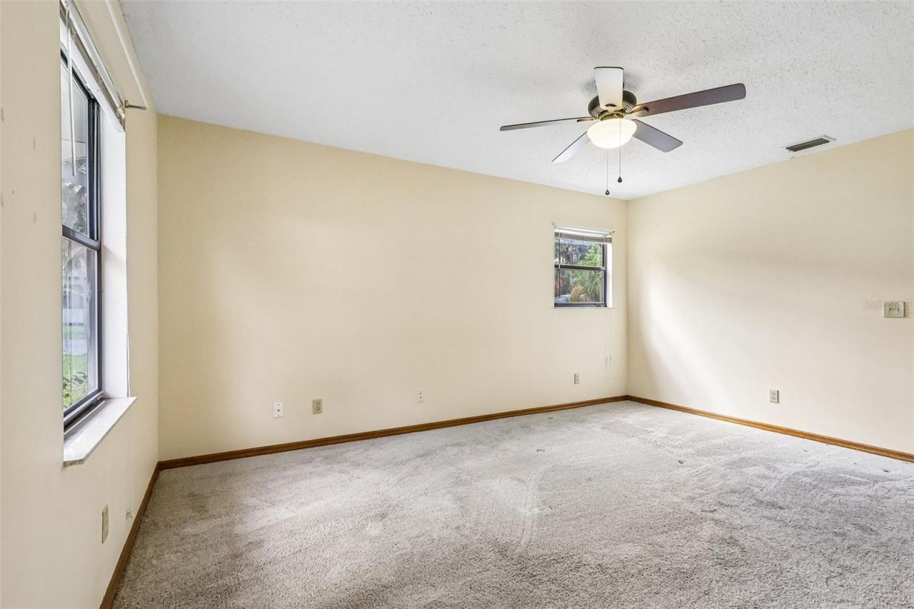 931 Cr 457a , Lake Panasoffkee, FL 33538 Photo