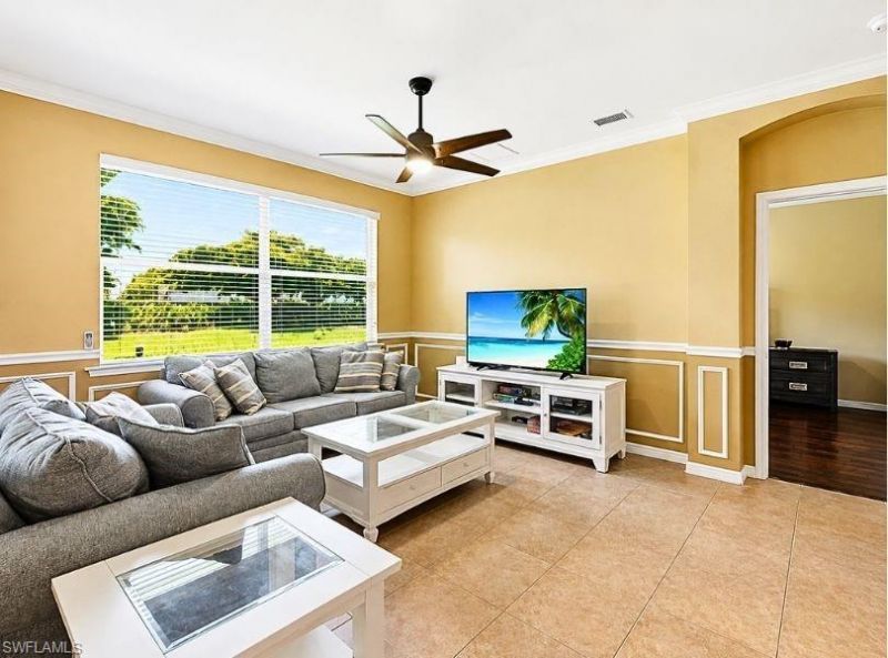 2506 Blackburn Cir, Cape Coral, FL 33991 Photo
