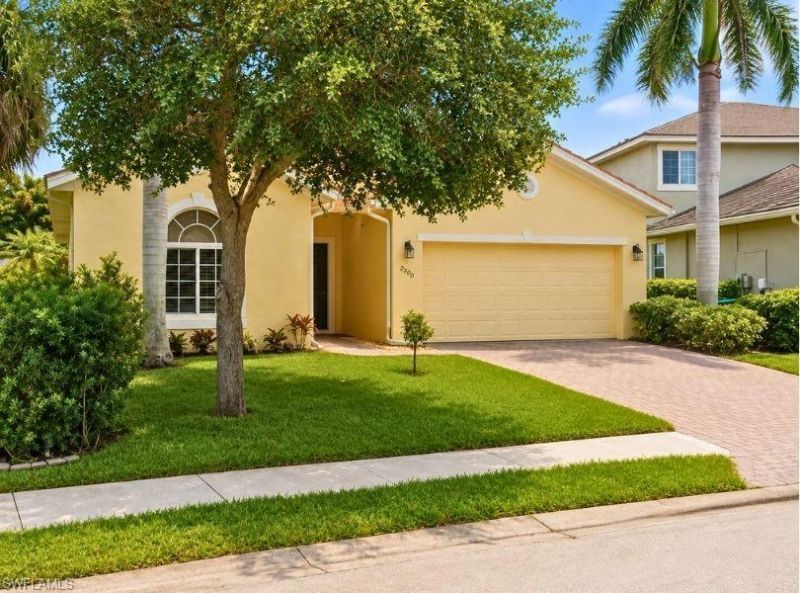 2506 Blackburn Cir, Cape Coral, FL 33991 Photo