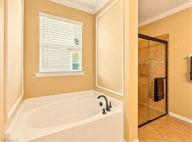 2506 Blackburn Cir, Cape Coral, FL 33991 Photo