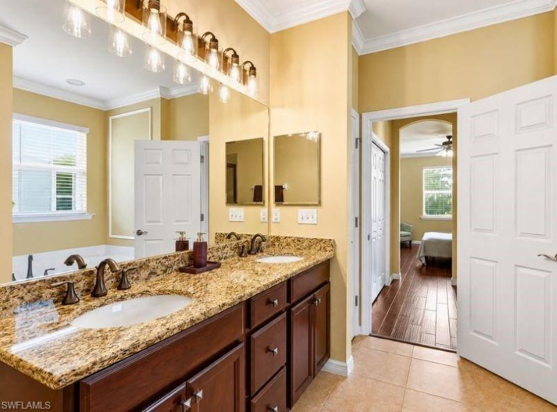 2506 Blackburn Cir, Cape Coral, FL 33991 Photo