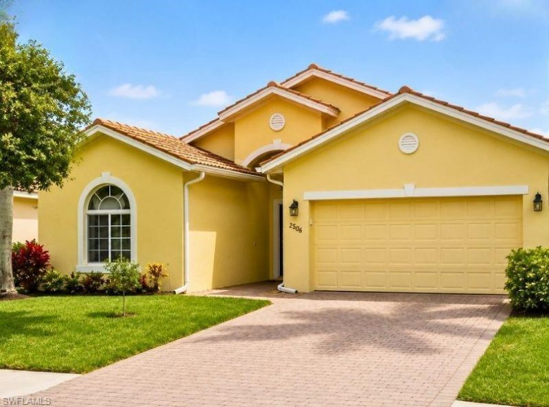 2506 Blackburn Cir, Cape Coral, FL 33991 Photo