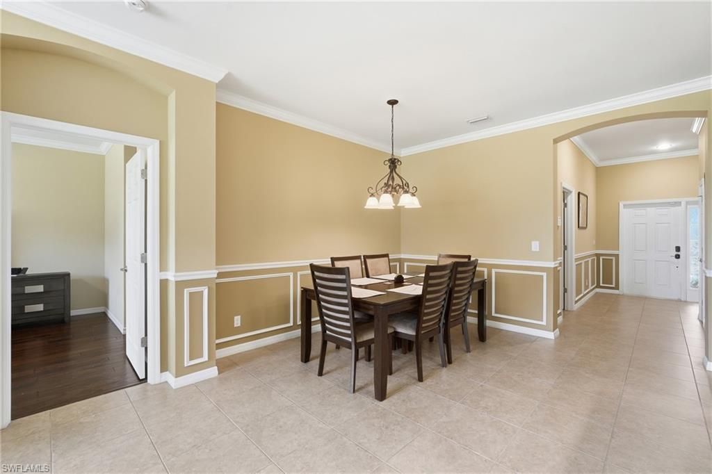 2506 Blackburn Cir, Cape Coral, FL 33991 Photo