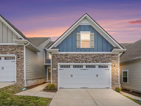 404 S Downs Cir, Goodlettsville, TN 37072