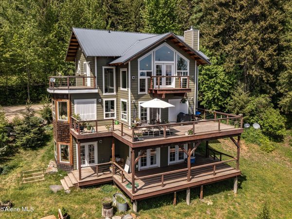 181 Spring View Lane , Sagle, ID 83860