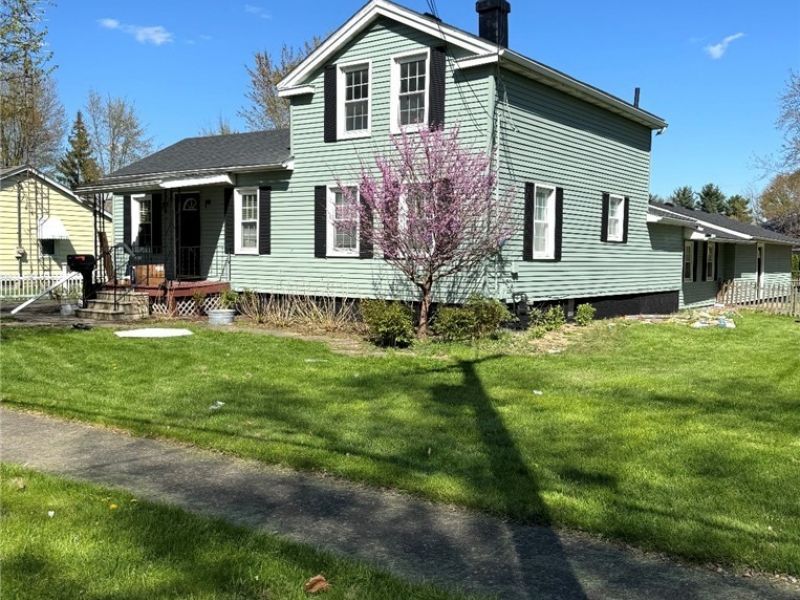 118 East Street, Wellington, OH 44090 Photo 3