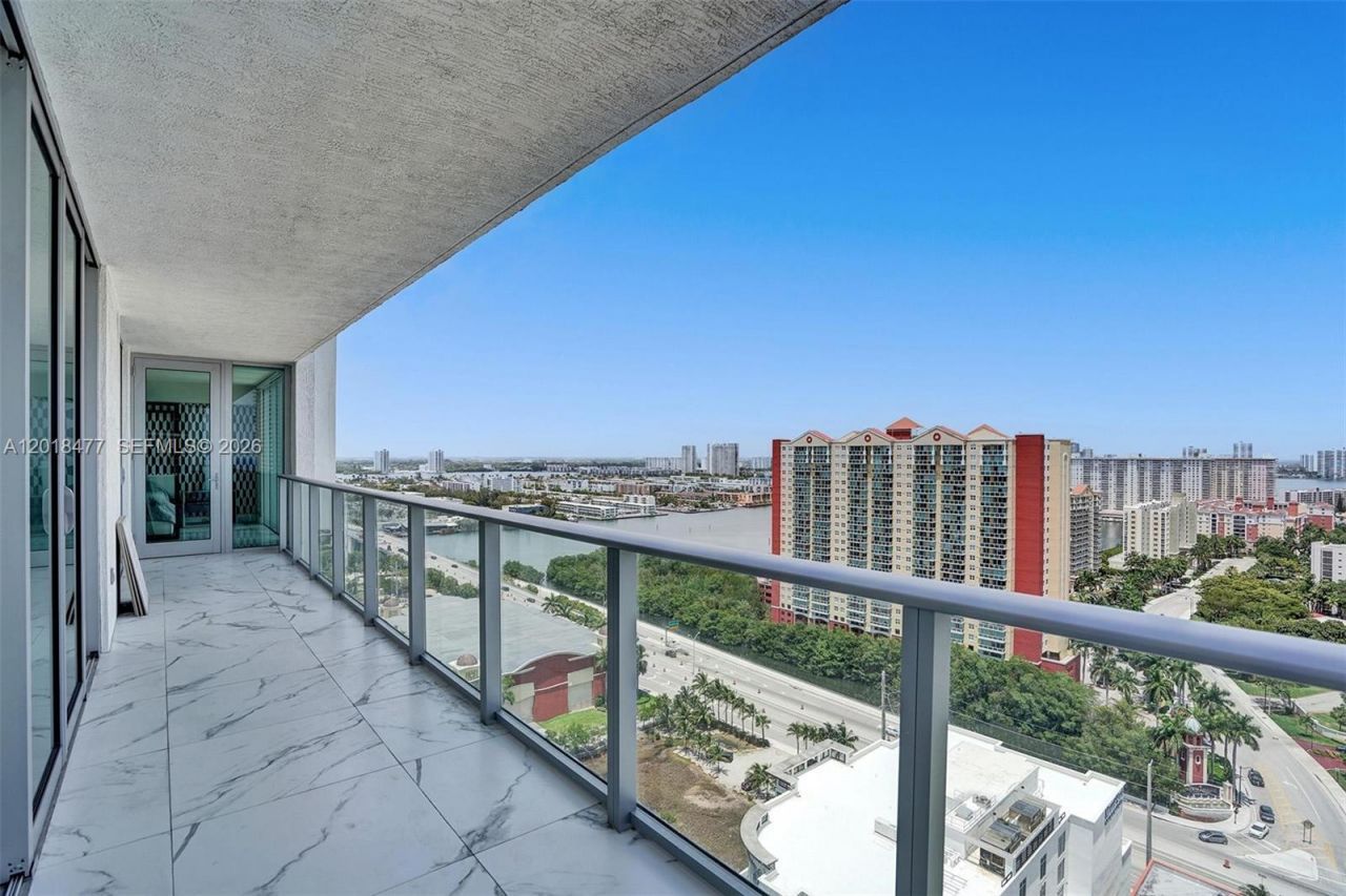 330 Sunny Isles Blvd , Unit 5-2207, Sunny Isles Beach, FL 33160 Photo