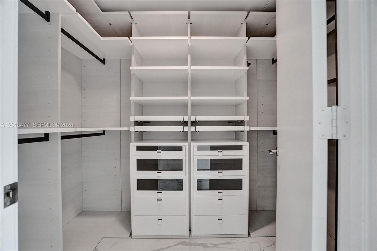 330 Sunny Isles Blvd , Unit 5-2207, Sunny Isles Beach, FL 33160 Photo