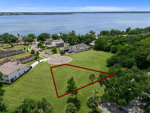 1849 MOORINGS COURT, CLERMONT, FL 34711