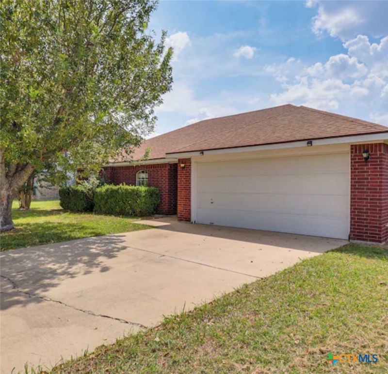 806 James Loop, Killeen, TX 76542 Main Photo