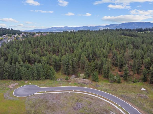15628 E 33rd Ct, Spokane Valley, WA 99037