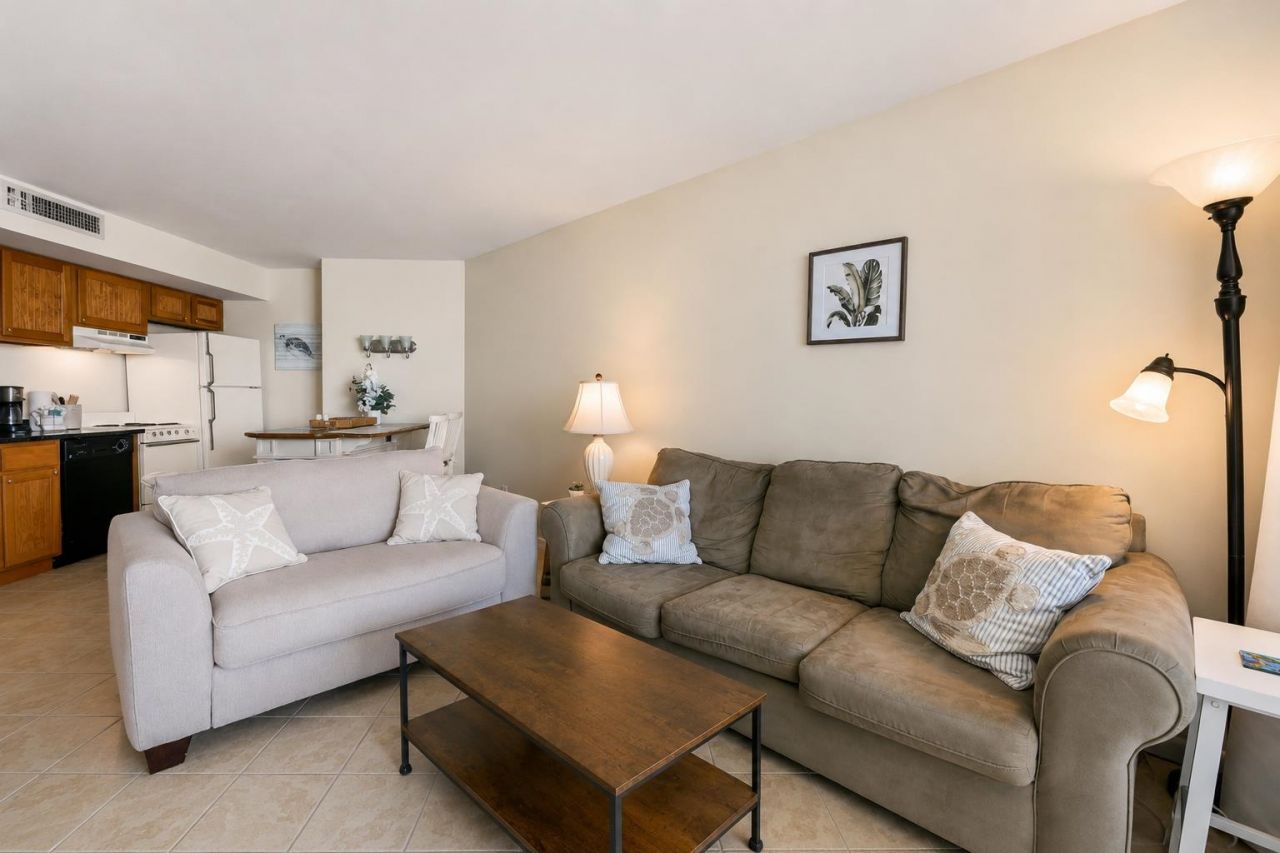 5523 N Ocean Blvd.  Photo 10
