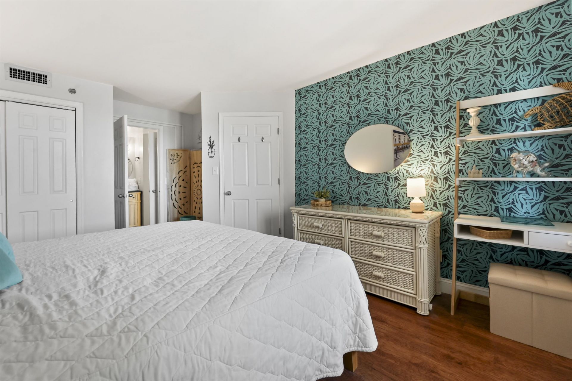 5523 N Ocean Blvd.  Photo 21