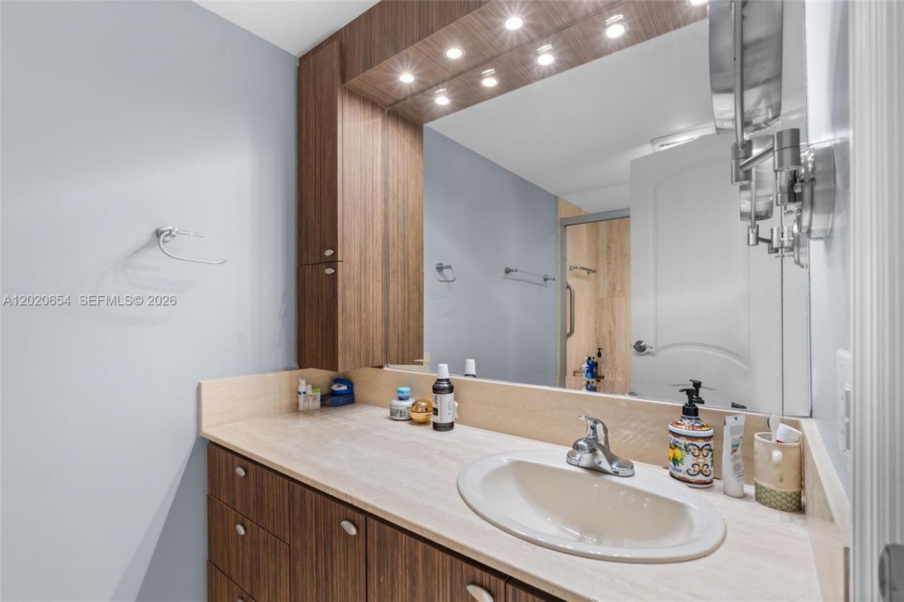 Please Call For Address, Unit 1810S, Hollywood, FL 33019 Photo