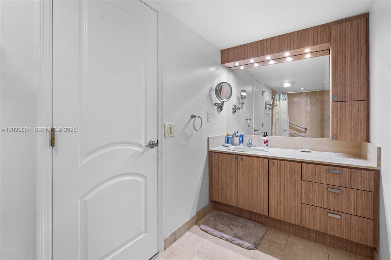 Please Call For Address, Unit 1810S, Hollywood, FL 33019 Photo