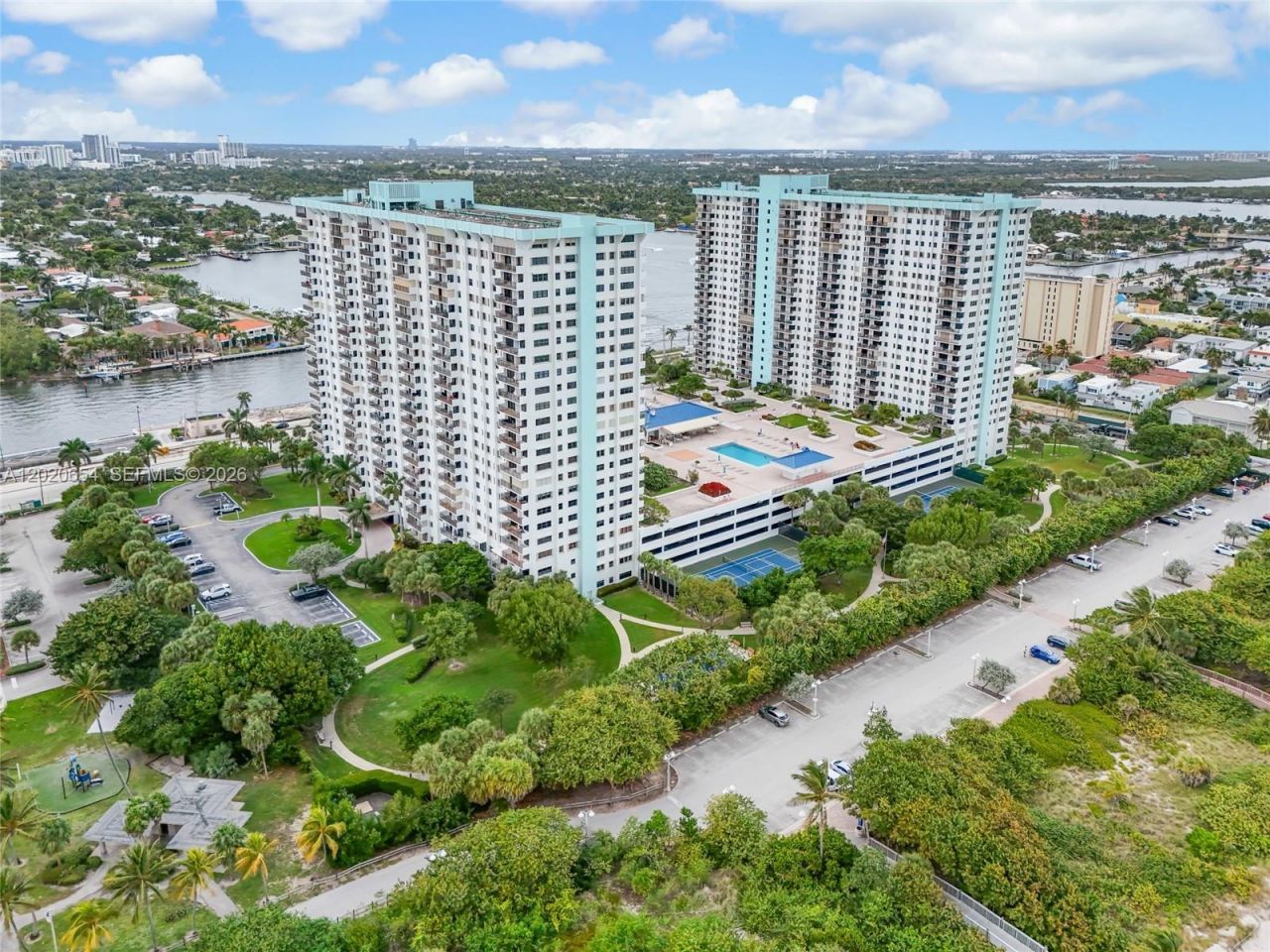 Please Call For Address, Unit 1810S, Hollywood, FL 33019 Photo