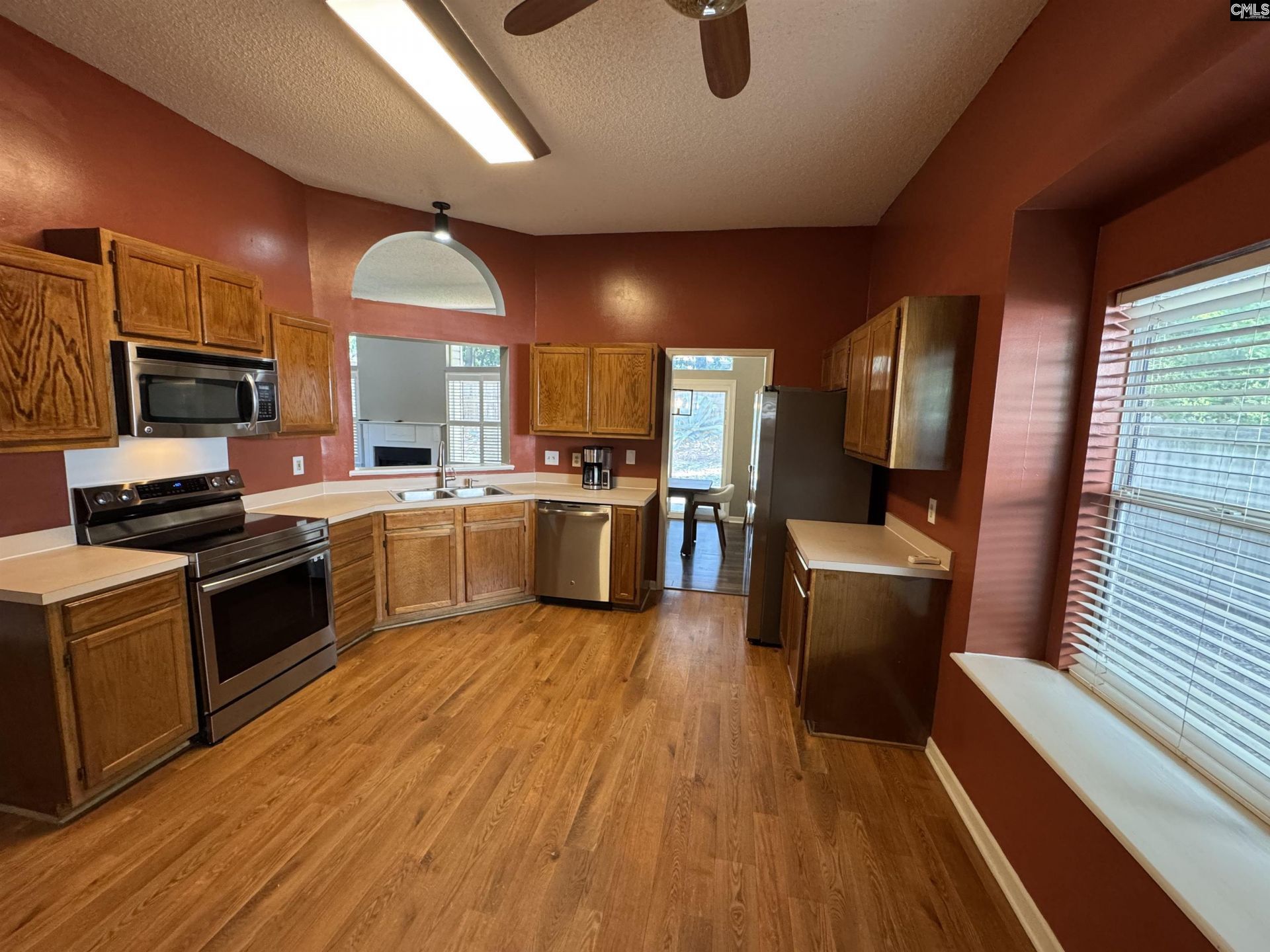 120 Whisper Lake Drive  Photo 6