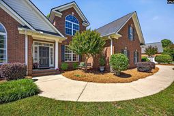 401 Sienna Drive  photo 4