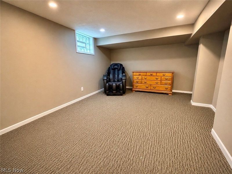 729 4th Street NW, New Philadelphia, OH 44663 Photo 17