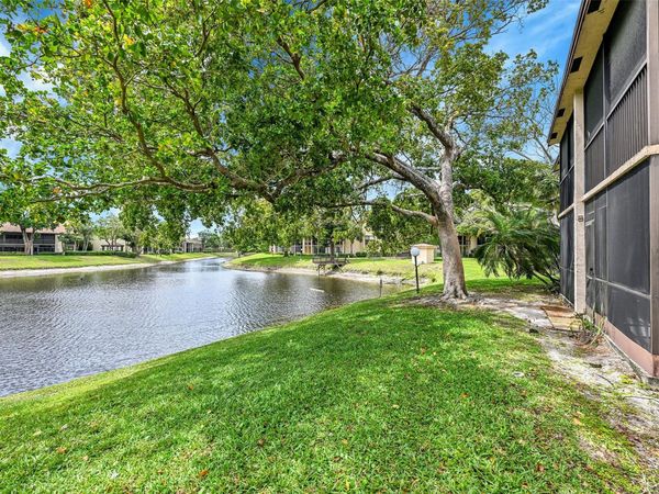 2297 SW 15th Street, Unit 125, Deerfield Beach, FL 33442