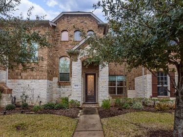 9158 Sunlight Oak Lane, Houston, TX 77070