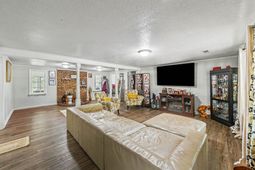 9708 Jamison Road photo 4