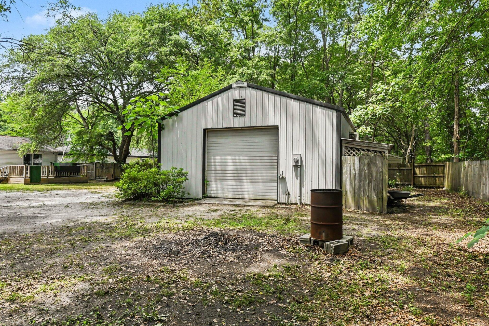 9708 Jamison Road Photo 31