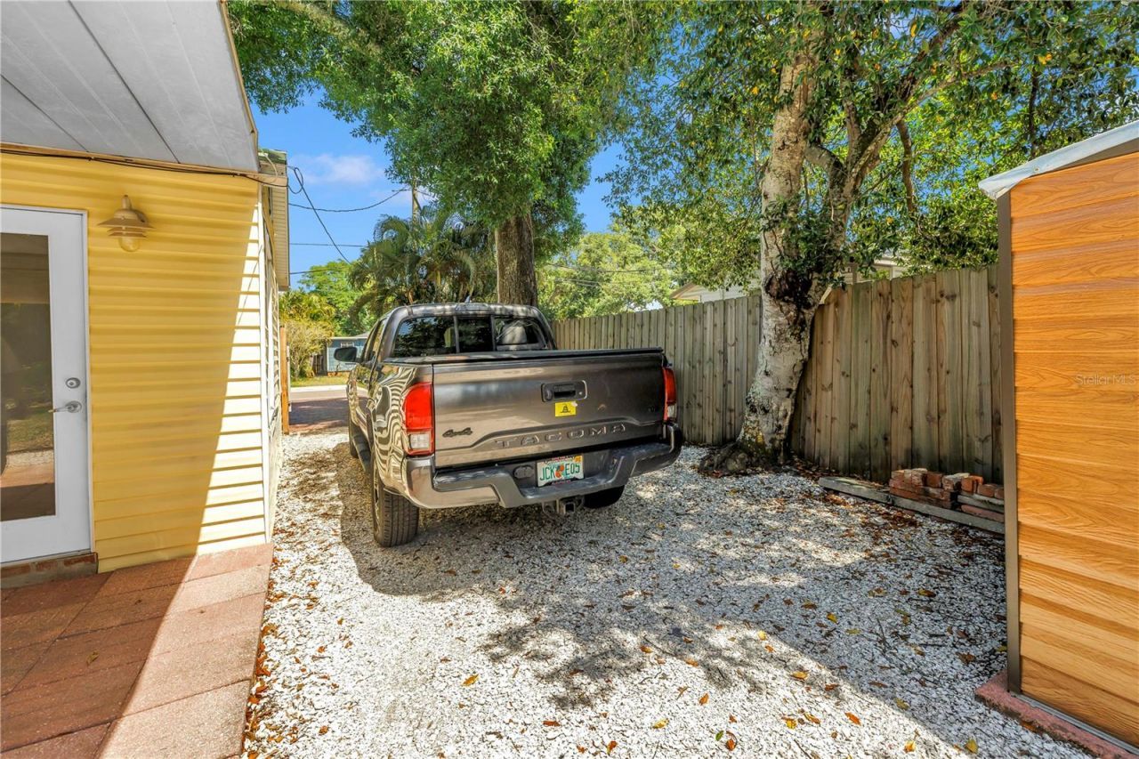 5032 19th Street N, Saint Petersburg, FL 33714 Photo